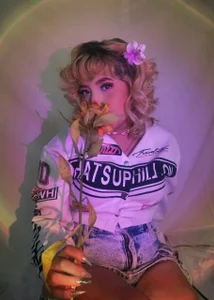 goldencurly_18 🌟 Poză