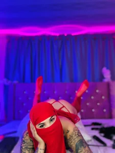Nayla-Mouna Nayla with super sexy red suit صورة واحدة|Nayla-Mouna Nayla with super sexy red suit صورتان|Nayla-Mouna Nayla with super sexy red suit  6 صور|Nayla-Mouna Nayla with super sexy red suit  6 صورة