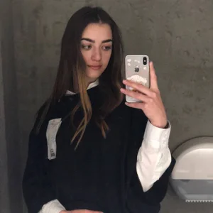 RubyRobertsy Public Pic