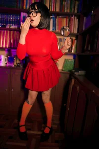 NewAgatha_BoltonDressed up as Velma图片 3