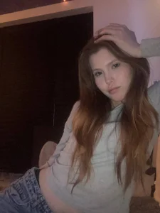 MarnieWootan I was borred at home Immagine  2