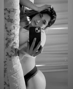 IsabellaGonzalezPublic图片 2