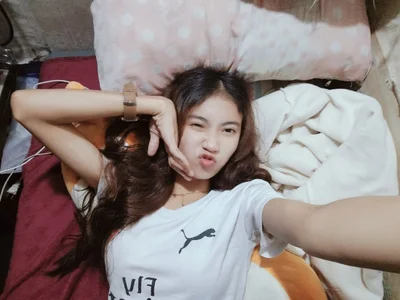 DeeannGunby It's me Hình 3