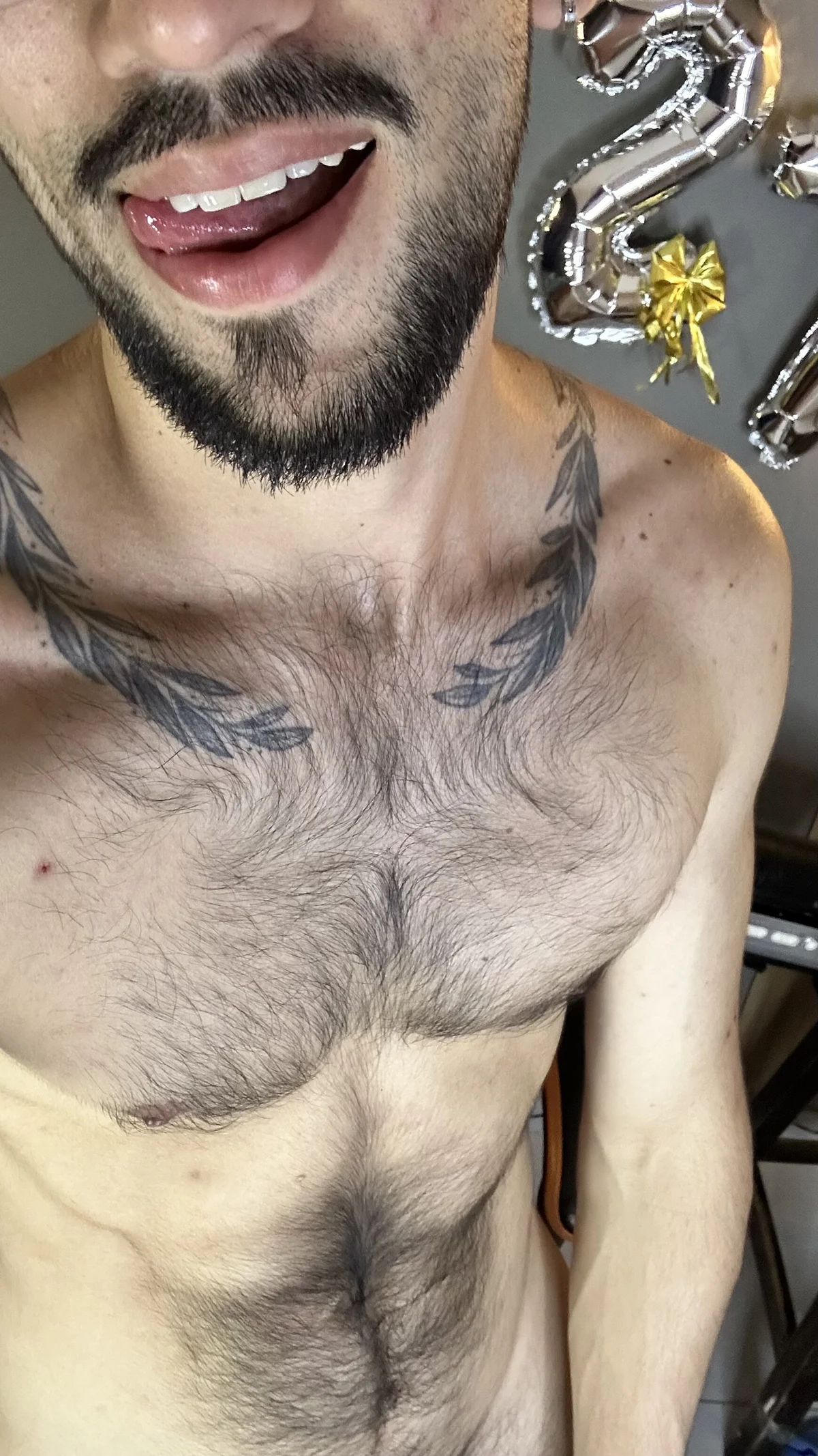 Franck_White 热门图片 2290