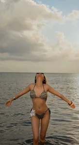 _Aria_Moonie On the beach 사진