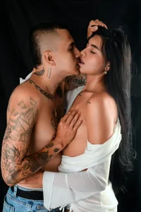 CharlotteAndSimonのSEXY COUPLEの 3枚の写真