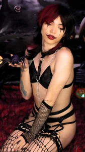 MaeveKuro Your sexy clown, Happy halloween !!! Pic