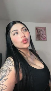 Public od KimBooker  2 snímek