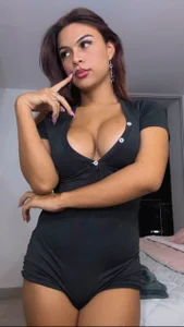 RubiOberli CHILL VIBES (CASUAL PICS) Pic 2