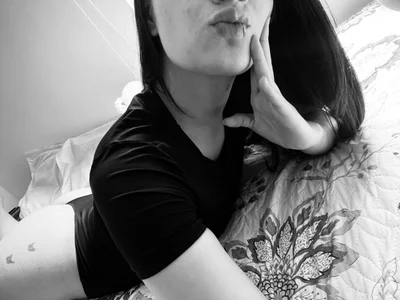 LucianaFerrerr's XXX Nude Photo 2