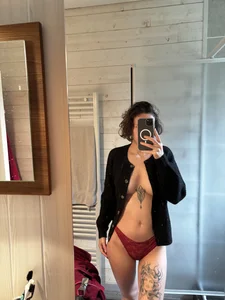 clarabloomyyPublic Bild 6