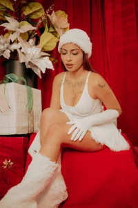 TaniaSmith1 🎁✨Merry Christmas🎄✨ Pic 3