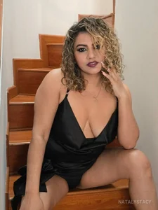 Nataly_Foley Public Pic 2