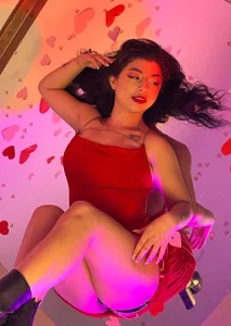 anntonella_watsonのfrom love to passionの 3枚の写真