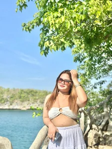 VikkiDunemn Public Pic 2