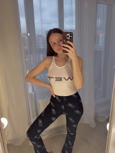 HollyGrier Public Pic 7