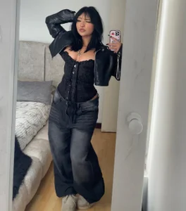 janetteJones_ The lady in black Pic