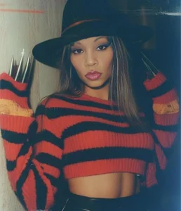 MrsToniTone Halloween coming soon  3টি ছবি