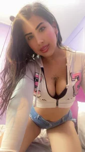 sahamaran_desiri Be careful… you can become obsessed🔥 Pic 4