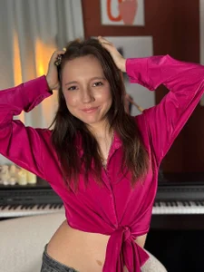JaneJuno Public Hình 4