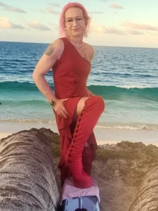 Public de 1FallenErica1  8 Imagens