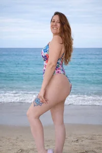 SofiEsteves Summer รูป  2