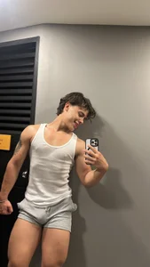 Ethanmonroe1 Me 사진 2