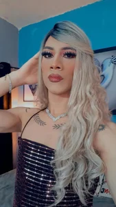 Scarlett_Steelee kullanıcısının I LOVE MY SHINY DRESS albümü -  2 fotoğraf