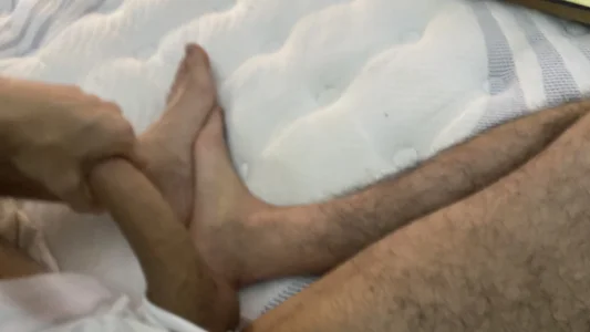 9x6batestudLA My feet Foto 4