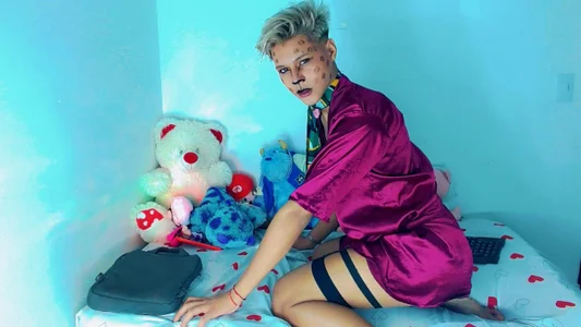 Liamscott_: happy halloween ( 9 фото)