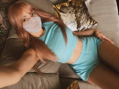 SophieBlackwoodPublic图片 2