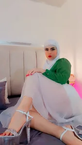 jamila_zair just enjoy and let yourself go 🫦🫦🫦 Foto