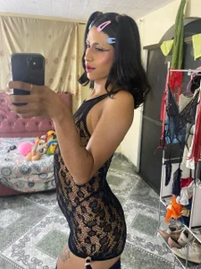 My face and everything about me is the feeling od Mostrona_hairy  5 snímek