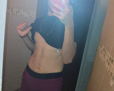 Tastyboy991 Public Gambar