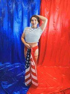 TomLondon_ Happy July 4 Pic 3