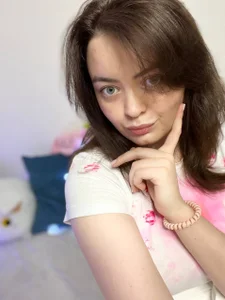 o0_angel_dust_0o ying on the bed Pic 3