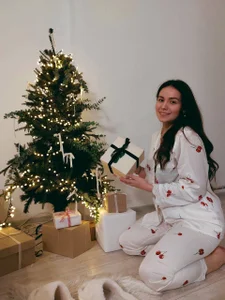 GabiBatista kullanıcısının Magic time 🎄💫 albümü -  4 fotoğraf