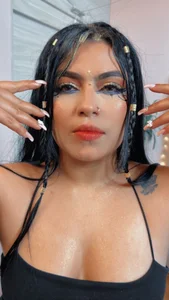 kiana_cream egyptian girl Pic 5