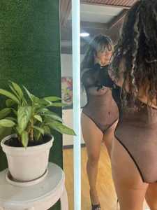 charlotedoll wild curves Pic 4