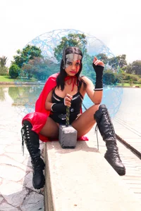 Sariitaa_ The strongest woman Foto 2