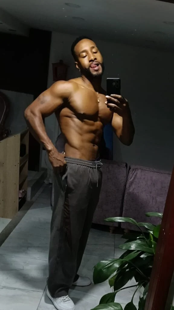 ภาพที่กำลังนิยมของ Dante_Knox  4677