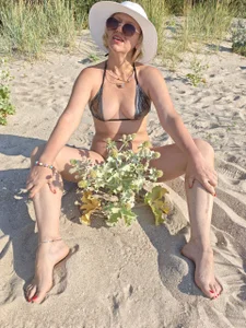 Zdjęcia YourQueenX What does this dangerous plant hide, do you want to see?: 