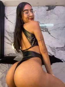 afroditaevans_ I LOVE YOU DADDY Pic 2