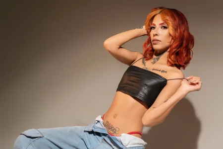 kathlyn_69 How do you like denim? Pic 3