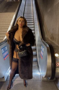 Meryanne_hot Public صورة واحدة|Meryanne_hot Public صورتان|Meryanne_hot Public  3 صور|Meryanne_hot Public  3 صورة