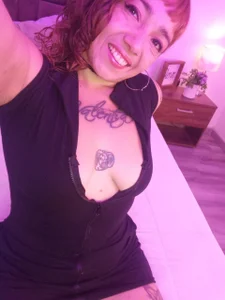 Hecatee_Dark GET TO KNOW ME A LITTLE Kuva 2