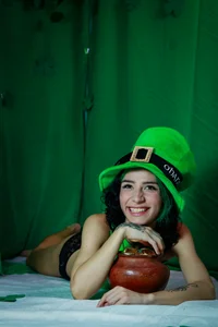 samantaa_liovのHappy Saint Patrick 🍀…hopefully luck will take you straight to me.😉🍀の 2枚の写真