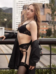 hazisabel your sexy black angel Foto