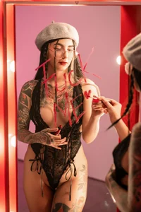 Kittyhell_cam professional photos ✨💜  2. fénykép