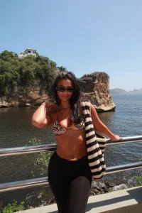 NicolasaSwarm Public Pic